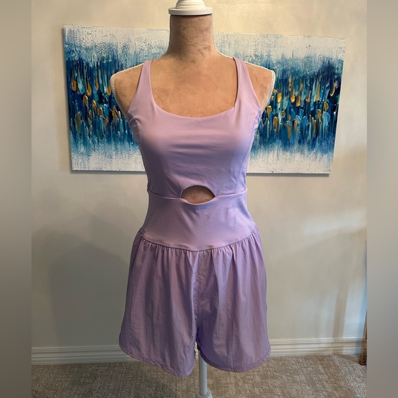 NWT - Women’s Workout Romper Light Purple - Picture 1 of 8